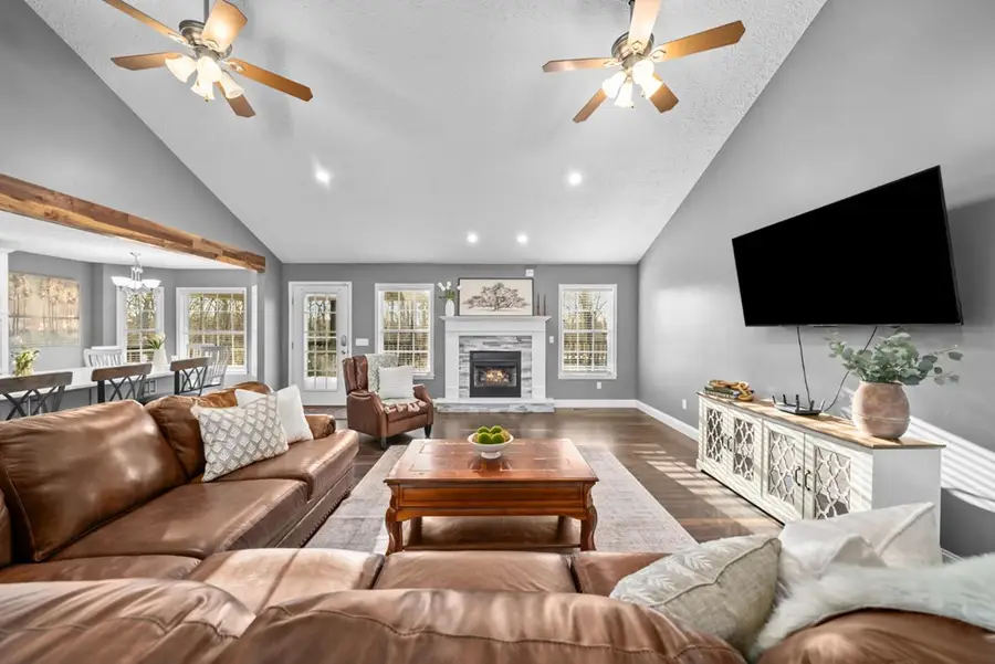 1378 Pow Camp Rd, Crossville, TN 38572 - #2