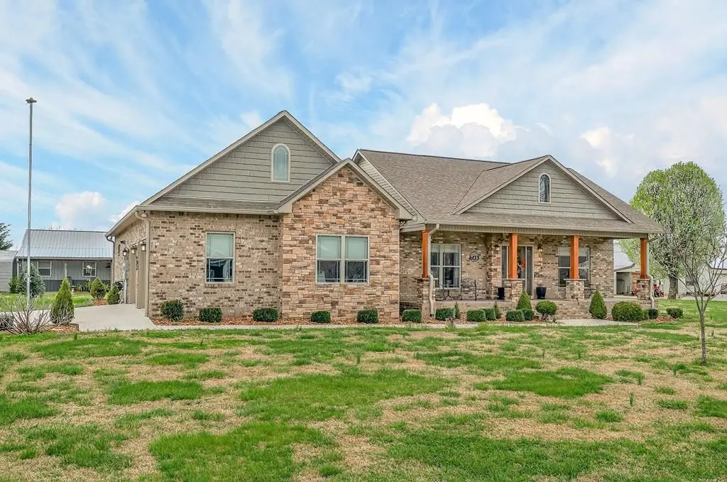 748 Brookemeade Dr, Sparta, TN 38583 - #1