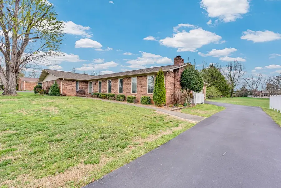 420 Freedom Trail, Sparta, TN 38583 - #2