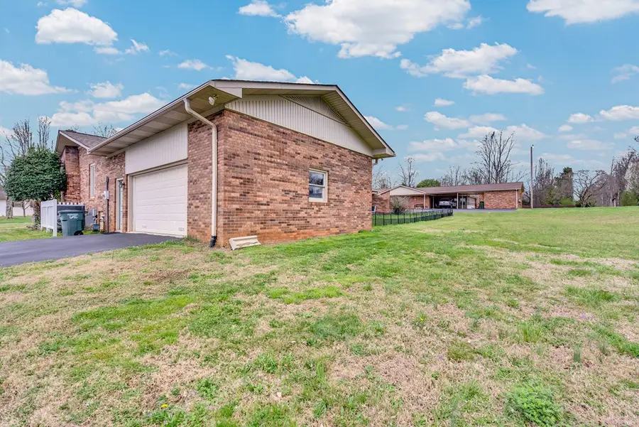 420 Freedom Trail, Sparta, TN 38583 - #3