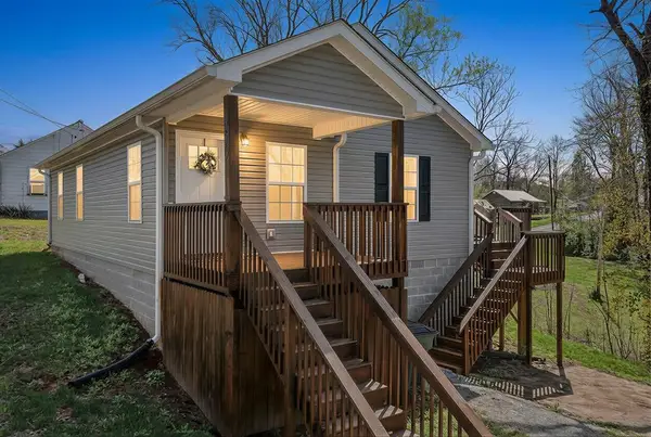 219 E Bronson Street, SPARTA, TN 38583