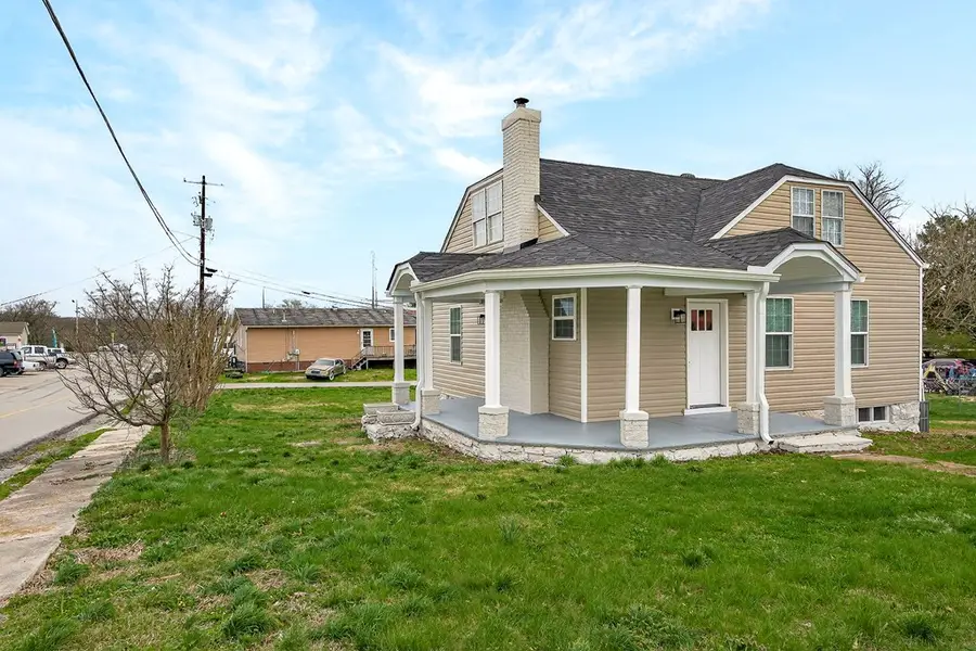 338 Clark St, Sparta, TN 38583 - #3