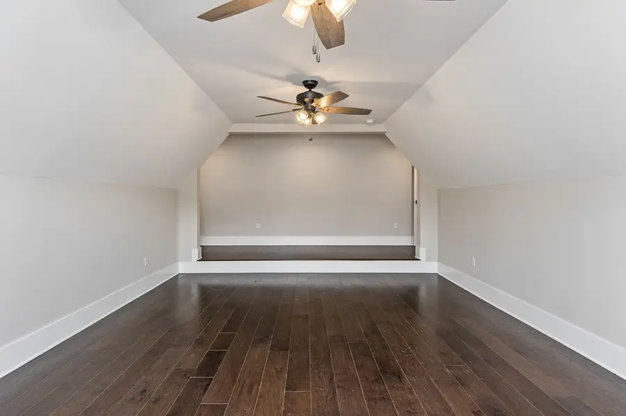 733 Jackson Ave, Carthage, TN 37030 - #2