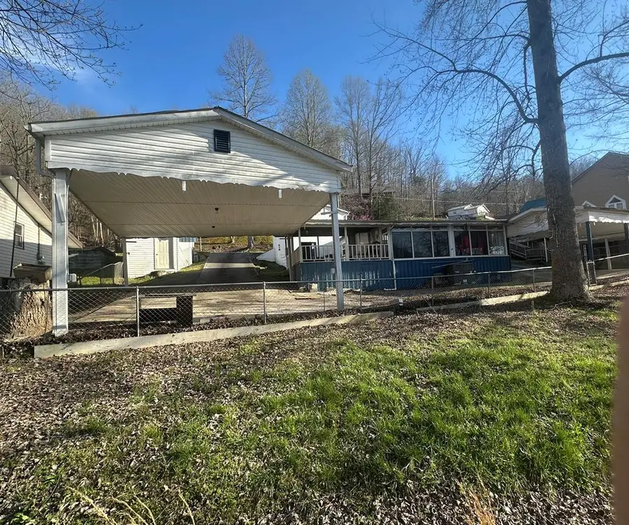 2999 Johnson Chapel Rd, Sparta, TN 38586 - #3