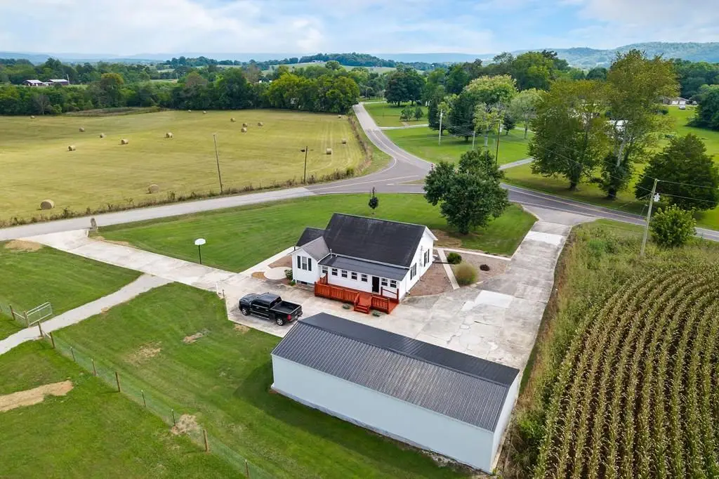 1462 Franks Ferry Road, Sparta, TN 38583 - #1