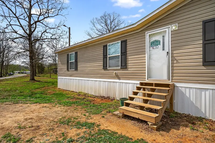 550 N Center Point Acres, Walling, TN 38587 - #3