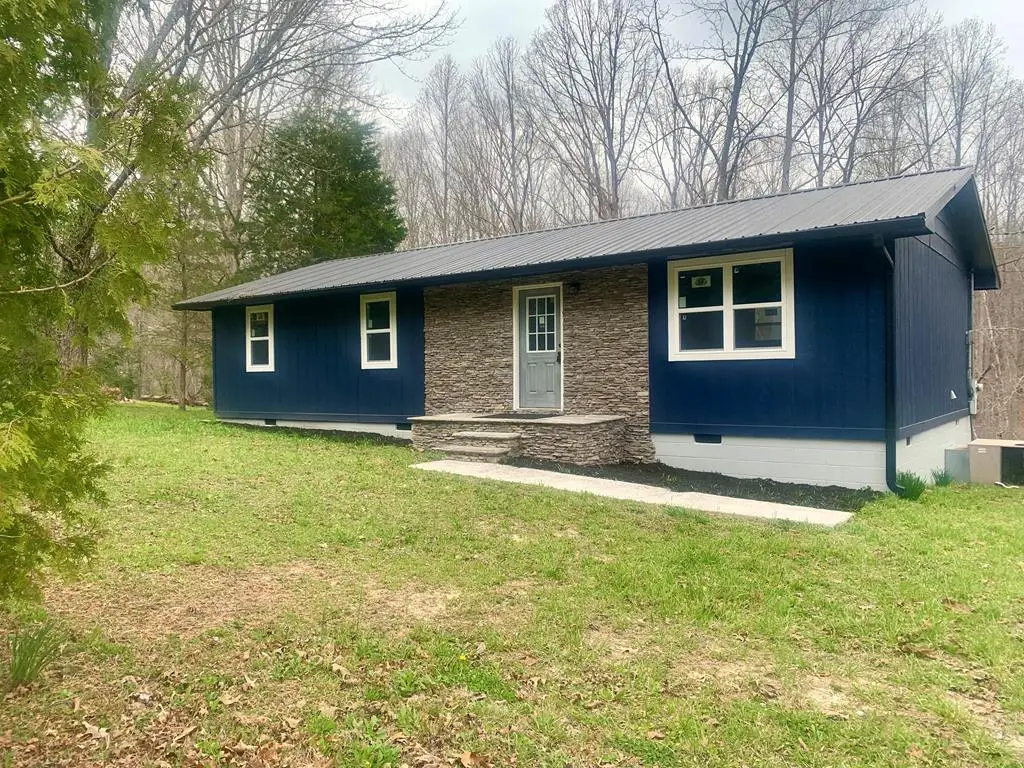121 Twin Oaks Rd, Pikeville, TN 37367 - #1