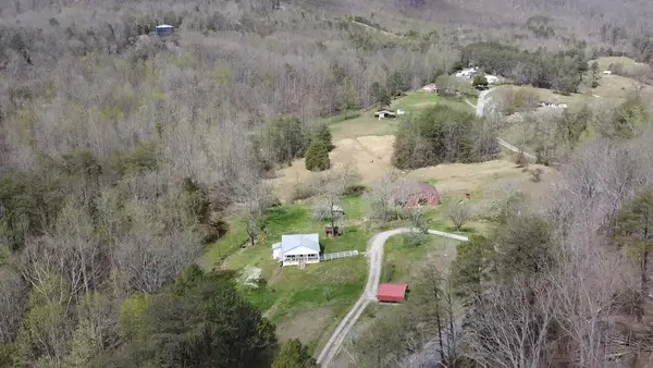 239 Miller Rd, Pikeville, TN 38585