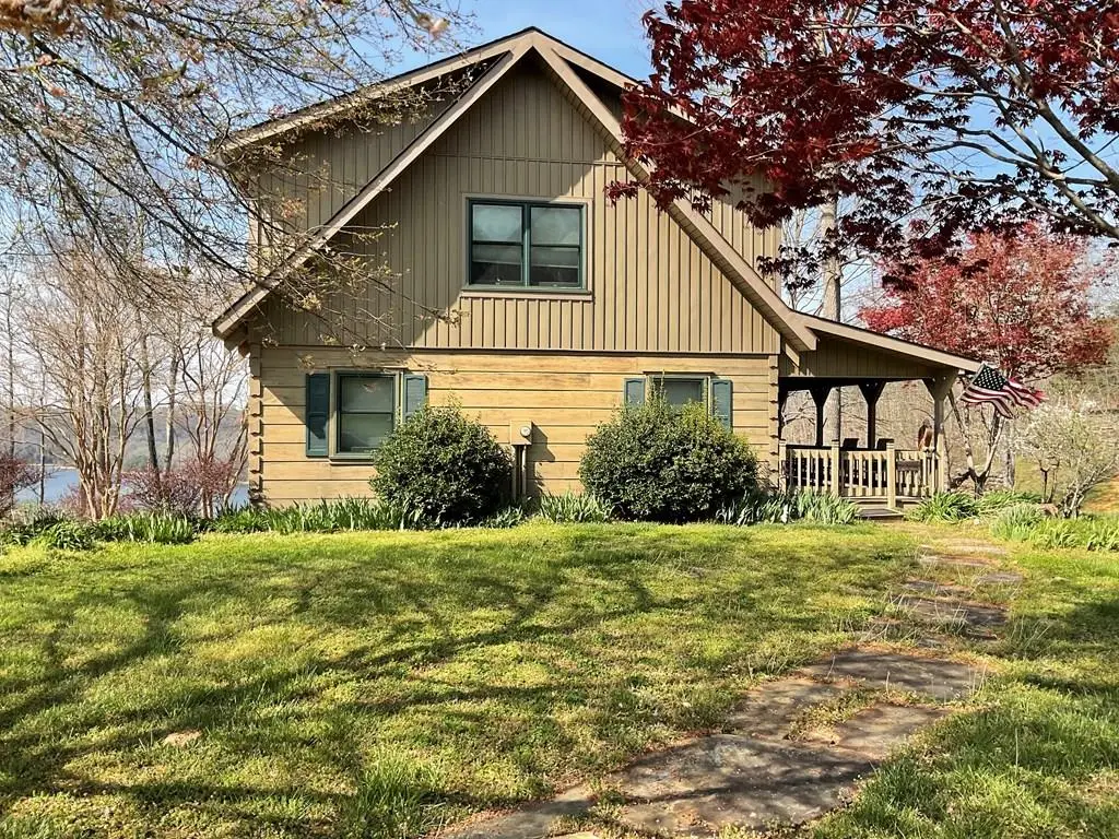 132 Miller's Mill Est Rd, Byrdstown, TN 38549 - #1