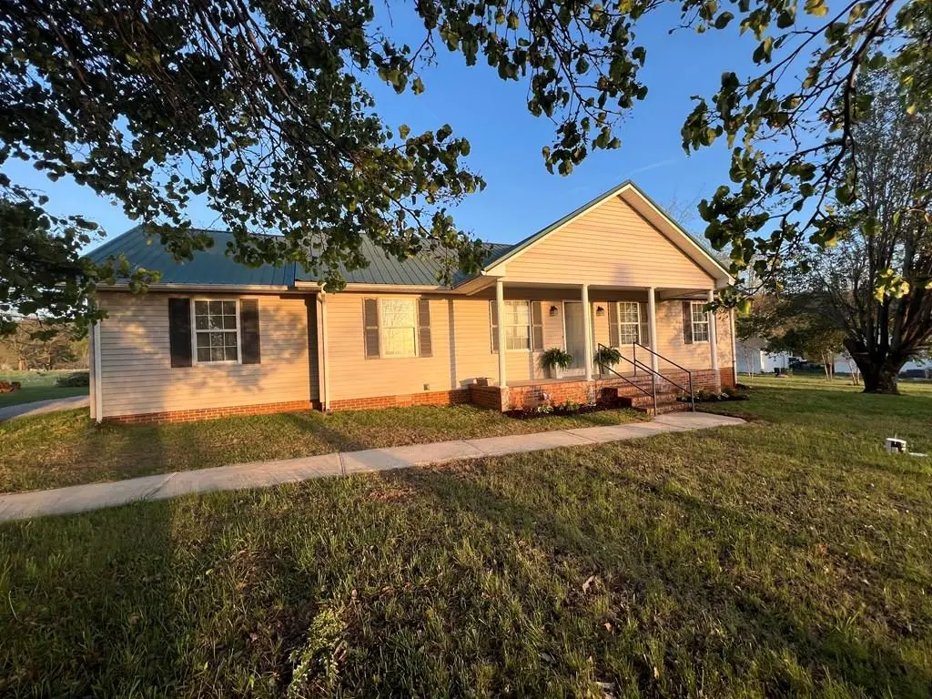 885 Frank Anderson Rd, Sparta, TN 38583 - #1