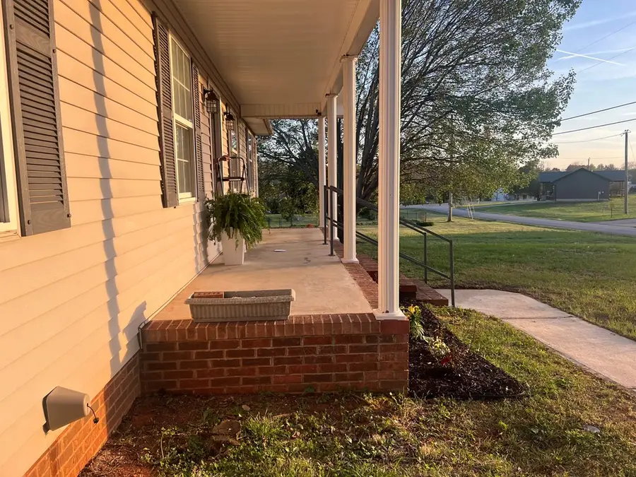 885 Frank Anderson Rd, Sparta, TN 38583 - #3