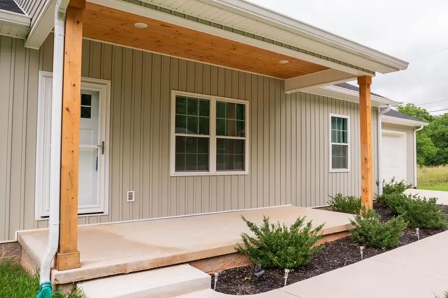 1366 Hidden Valley Rd, Livingston, TN 38570 - #3