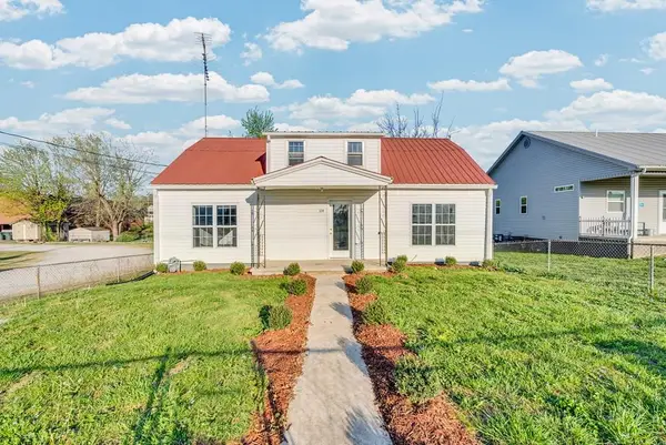 114 Moore St, SPARTA, TN 38583