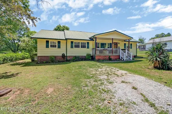 280 Harding Rd, Harriman, TN 37748