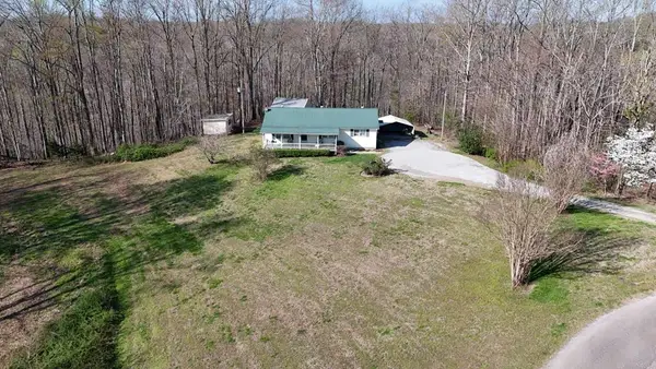 214 Don't Care Lane, Celina, TN 38551