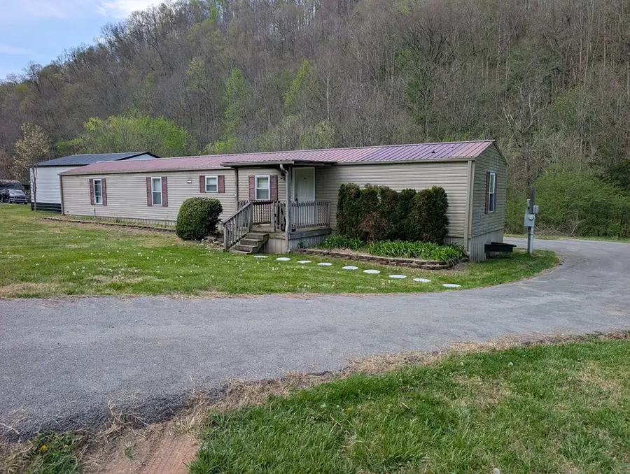 3580 Celina Rd, Burkesville, KY 42717 - #2