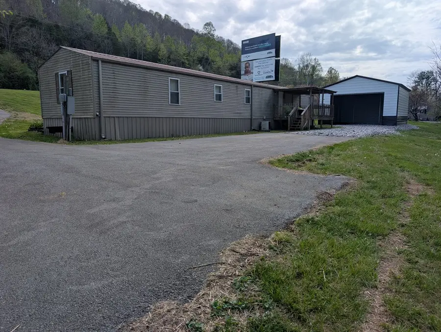 3580 Celina Rd, Burkesville, KY 42717 - #3