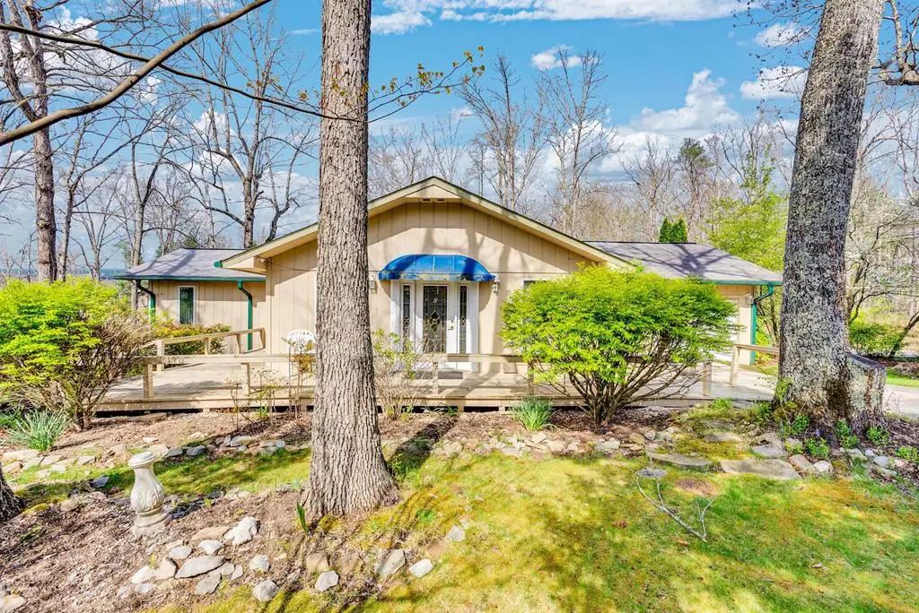 305 St George Dr, Crossville, TN 38558 - #1