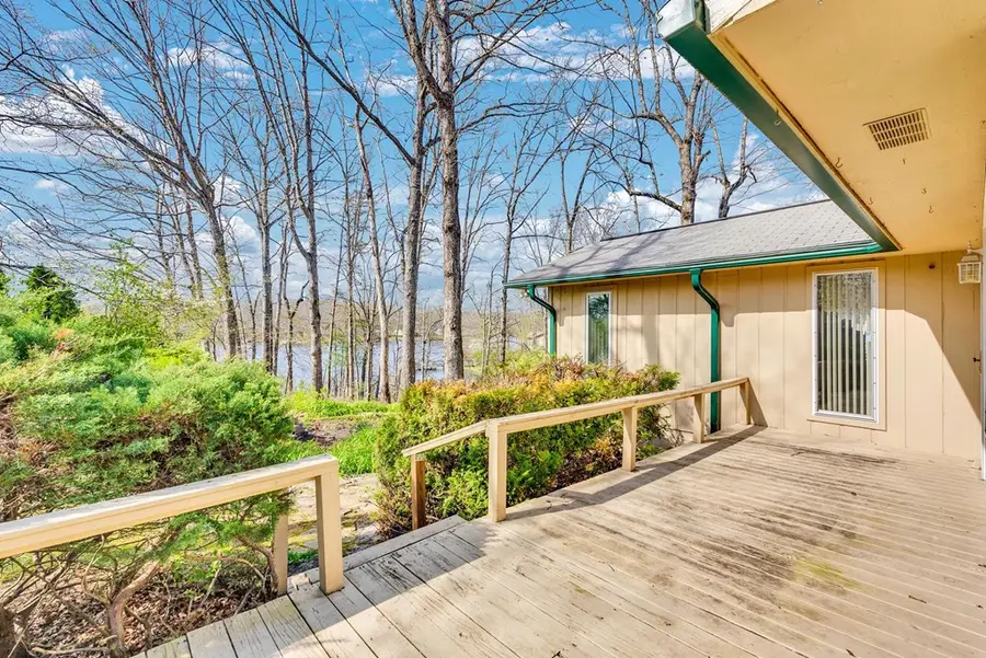 305 St George Dr, Crossville, TN 38558 - #3