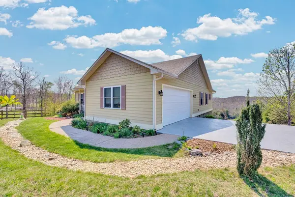 203 Big Leaf Rd, Jamestown, TN 38556