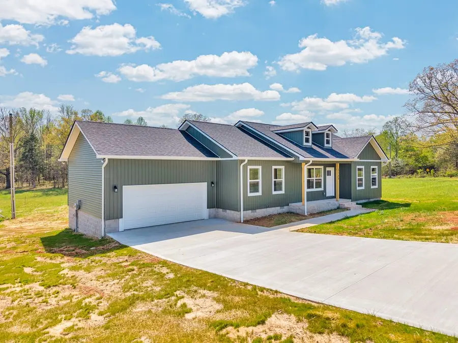 8368 Southfork Rd, Baxter, TN 38544 - #2