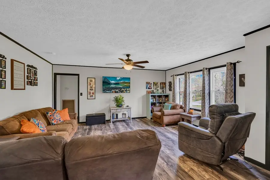 196 Malver Dr., Crossville, TN 38555 - #3