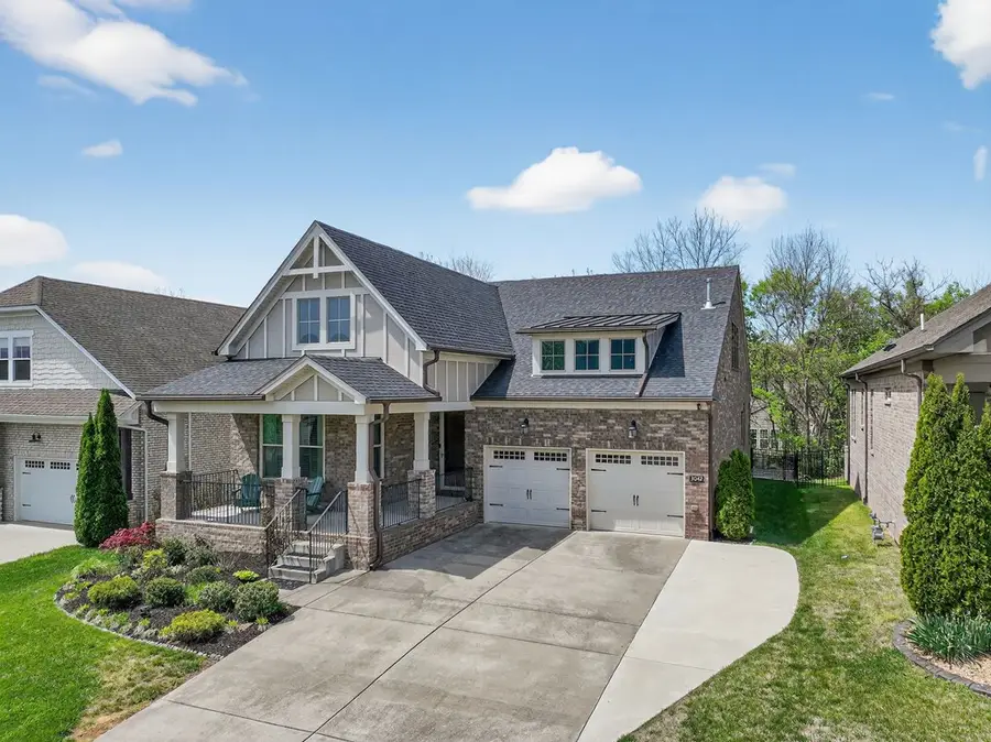 3042 Elliott Dr, Mount Juliet, TN 37122 - #2