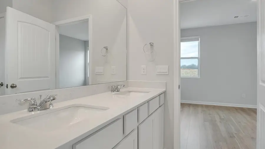 305 SW 279 London Court, Baxter, TN 38544 - #2