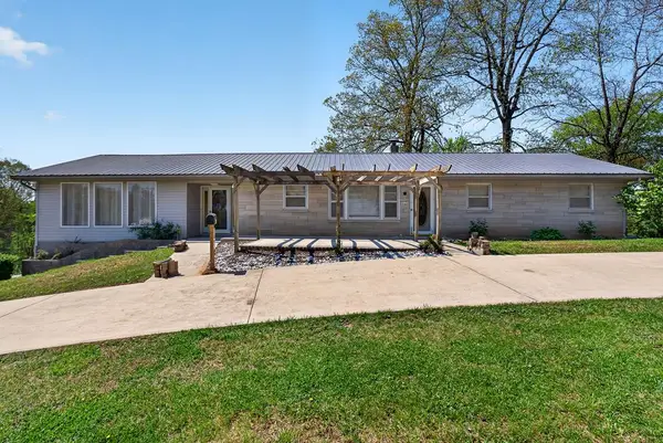 463 Franks Ferry Rd, SPARTA, TN 38583