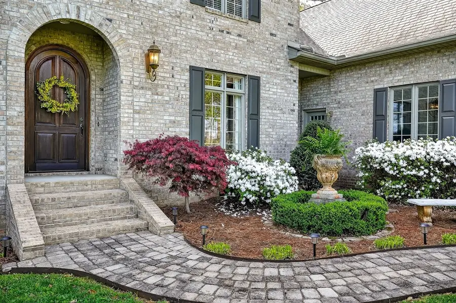 678 Oakland Dr, Sparta, TN 38583 - #3