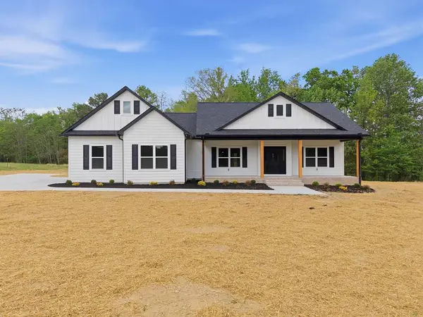 11100 H O Allison Rd, Baxter, TN 38544