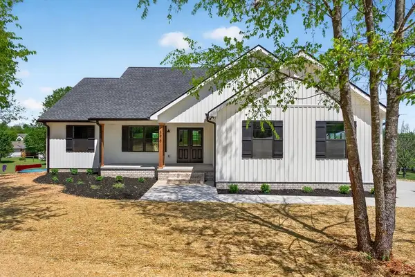 396 Westwood Dr, SPARTA, TN 38583