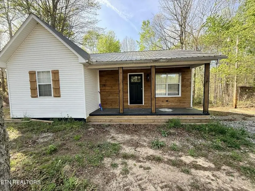 242 Joe Barnett Rd, Jamestown, TN 38556 - #1