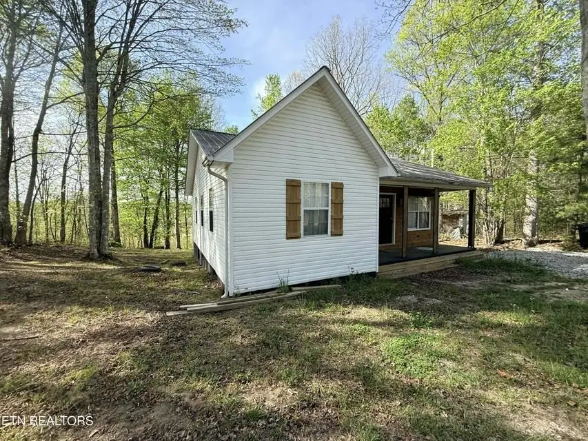 242 Joe Barnett Rd, Jamestown, TN 38556 - #3