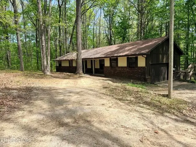 549 Yellow Cliff Estates Rd, Jamestown, TN 38556-2123 - #2