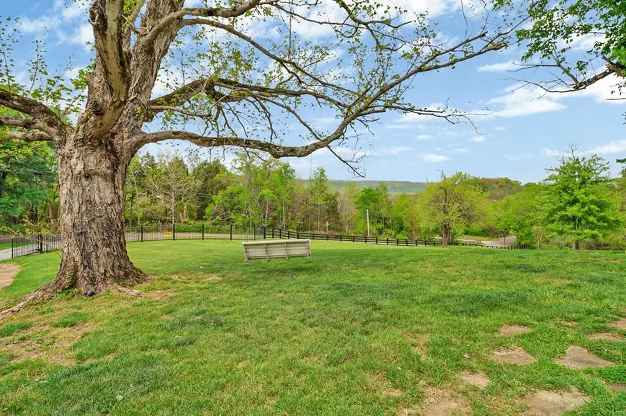 9988 Upper East Valley Rd, Pikeville, TN 37367 - #2