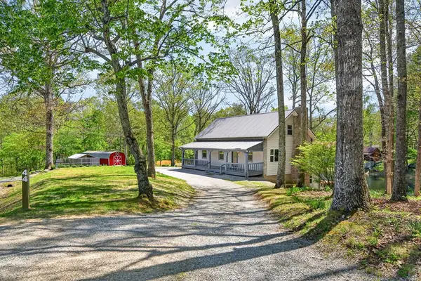 44 Triple R Lane, CROSSVILLE, TN 38571