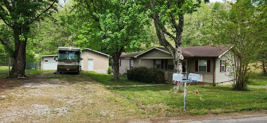 1009 Roysden Rd, Jamestown, TN 38556 - #2