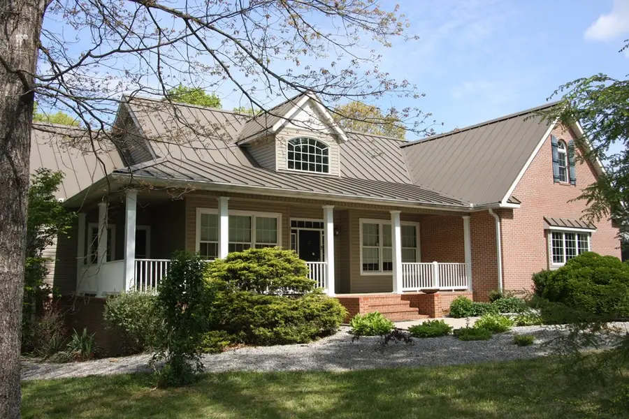 734 Ridgetop Dr., Jamestown, TN 38556 - #2
