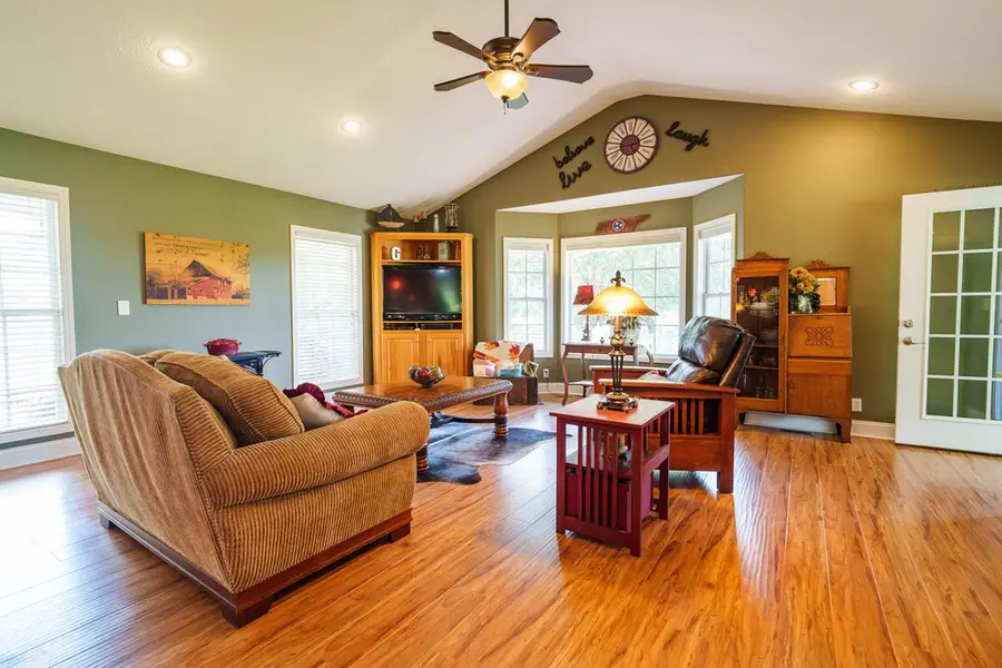 1074 Milk Plant, Sparta, TN 38583 - #2