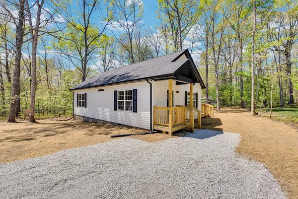 2010 Alapattah, CROSSVILLE, TN 38572