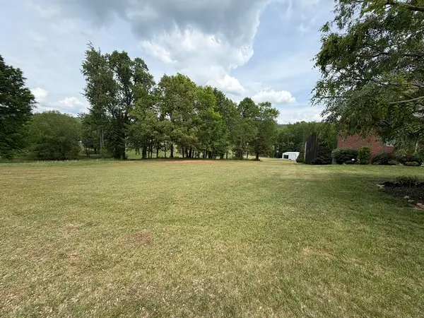 410 S Plantation Drive, COOKEVILLE, TN 38506