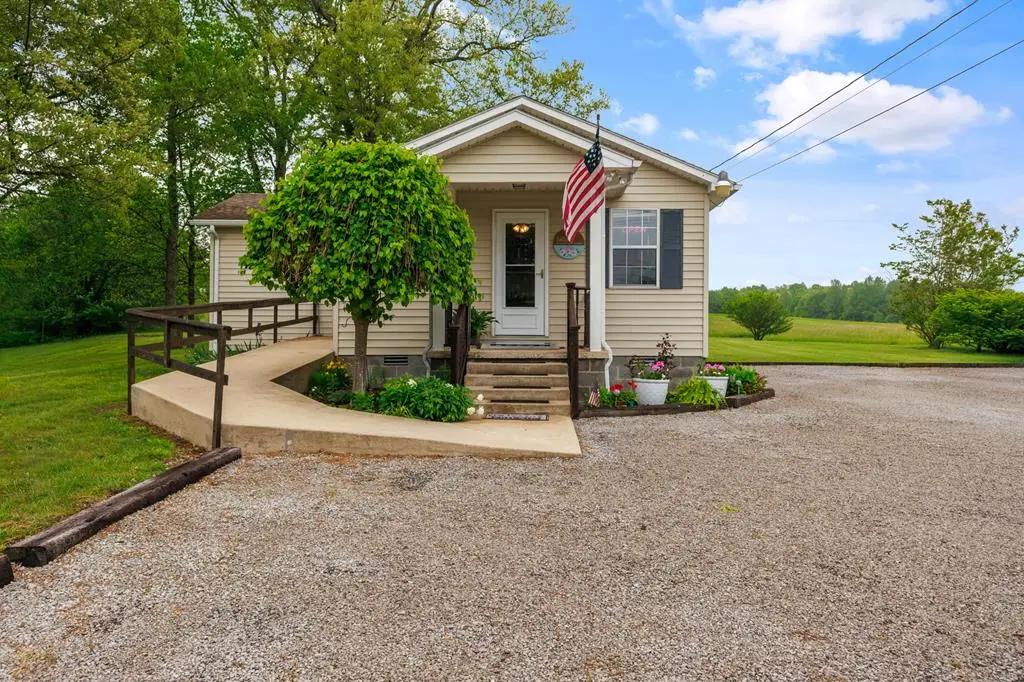 6690 Crossville Hwy, Sparta, TN 38583 - #1
