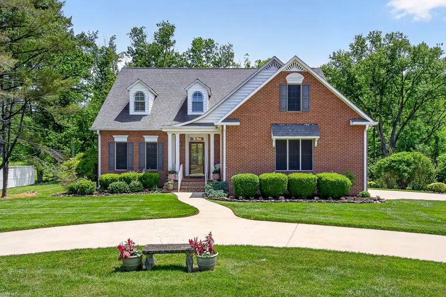 925 Hillside Dr, Cookeville, TN 38501 - #2