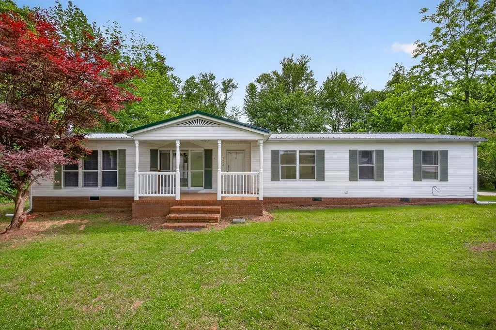 2443 Buck Mountain Rd, Cookeville, TN 38506 - #1