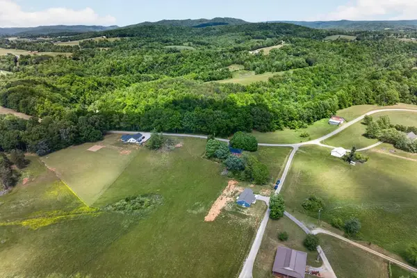 116 Bill Storie Road, Byrdstown, TN 38549