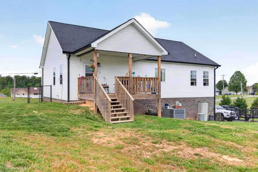 4044 Charlton Sq, Cookeville, TN 38501 - #3