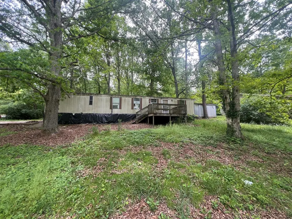 102 Avon Ln, Crossville, TN 38558 - #1