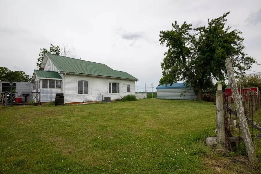 1496 S Bunker Hill Rd, Sparta, TN 38583 - #3
