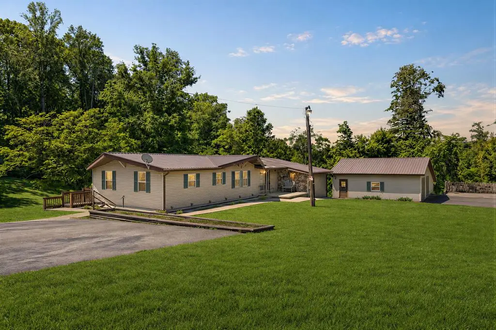 308 Dale Hollow Manor, Albany, KY 42602 - #1